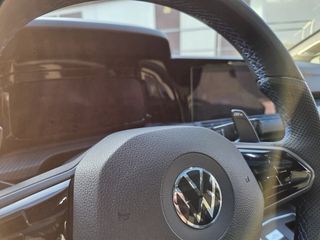 Volkswagen Golf 8 R akrapovic performance 320cv