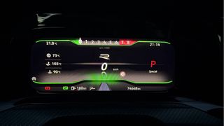 Volkswagen Golf 8 R akrapovic performance 320cv