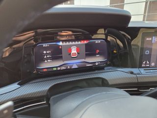 Volkswagen Golf 8 R akrapovic performance 320cv