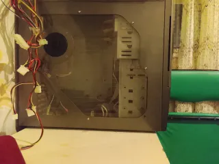 Componentes PC: Placa Base, Fuente, RAM, torre