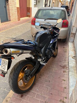Yamaha YZF-R1