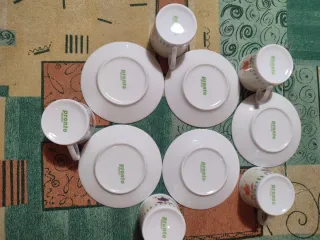 Juego 5 Tazas con Platos Pronto