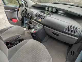 Peugeot 807 2003