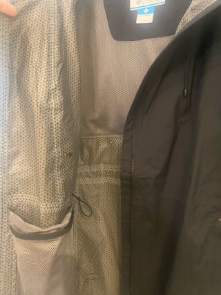 Chubasquero Columbia Mujer. Talla M, Negro Nuevo