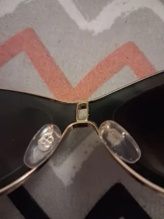 Gafas de sol Balenciaga negras y plateadas
