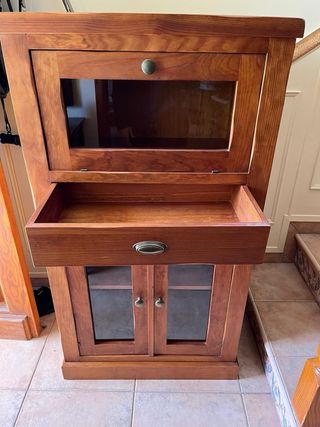Mueble Vinoteca Madera y Cristal