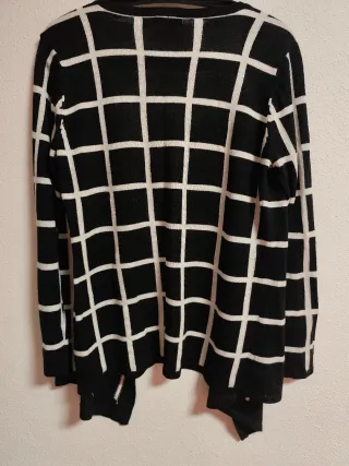 Chaqueta de chica talla XL de Cortefiel.