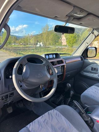Toyota Land Cruiser 90 D4D 50 Aniversario
