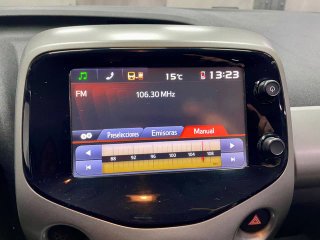 Toyota Aygo 1.0 70 x-play