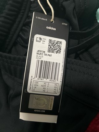 Pantalón Manchester United Adidas Negro Rojo