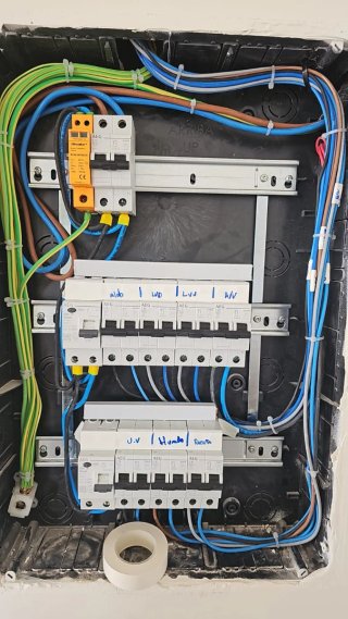 Electricista económico 691204598