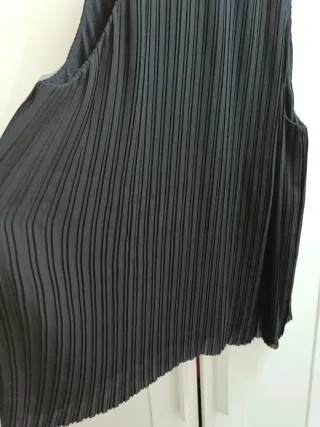 Top Massimo Dutti Negro Plisado