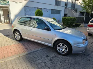 Volkswagen Golf 1.6-16v !como nuevo!
