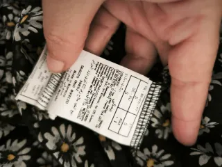 Blusa S Pinkie floral preta e branca