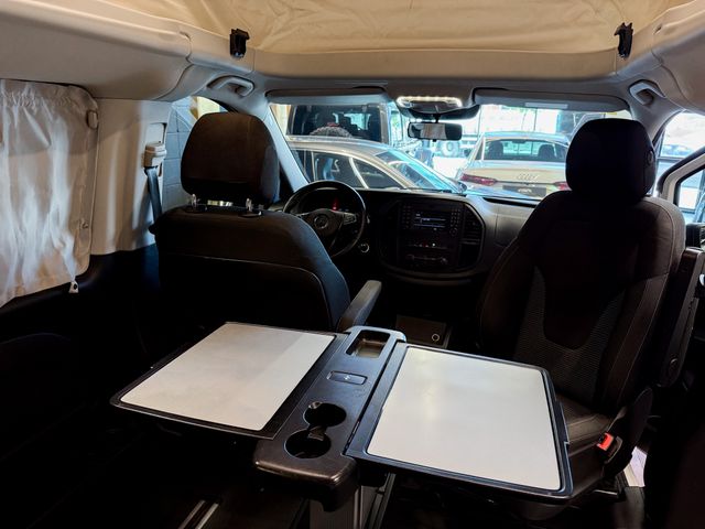 Mercedes-Benz Marco Polo 220