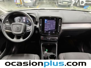 Volvo XC40 B3 G Momentum Pro Auto 120 kW (163 CV)