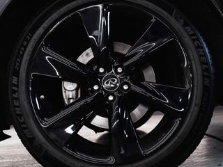 Infiniti QX70 QX70d 3.0 V6 GT Premium