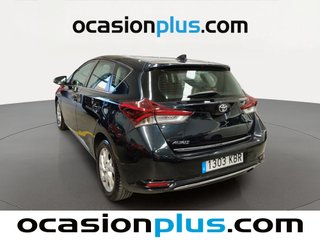 Toyota Auris 120T Feel! 85 kW (116 CV)