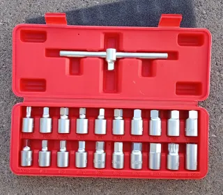 Set Chiavi a Bussola con leva a T.