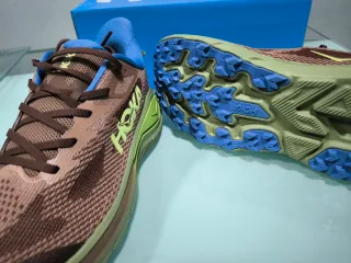 Hoka Challenger 8 T44