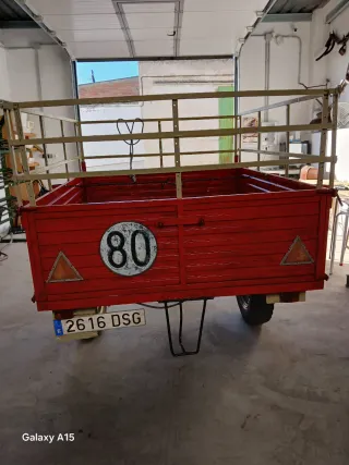 Remolque para leña. En alquiler