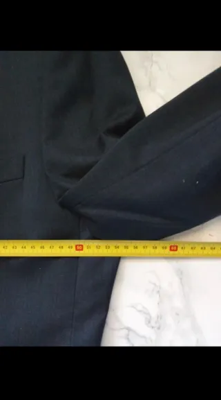 Traje de hombre azul