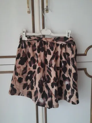Pantaloncini corti fantasia leopardata