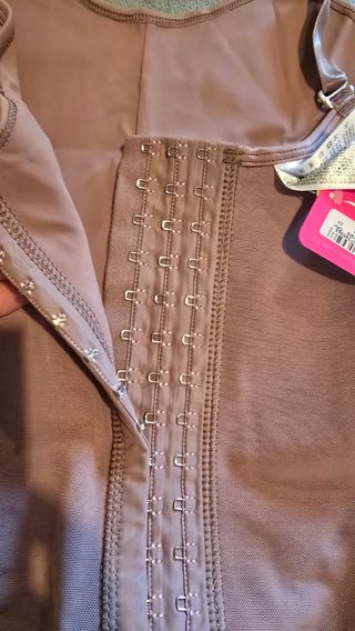 FAJA REDUCTORA Y MOLDEADORA