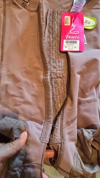 FAJA REDUCTORA Y MOLDEADORA