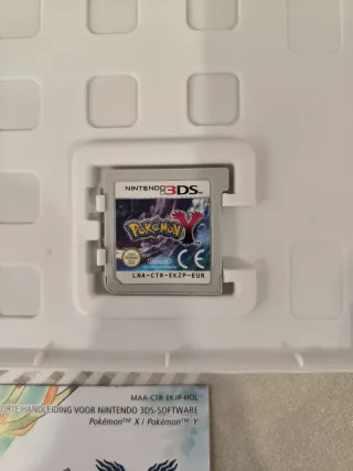 Pokémon Y Nintendo 3DS