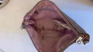 Bolso Stradivarius de brillos plateado