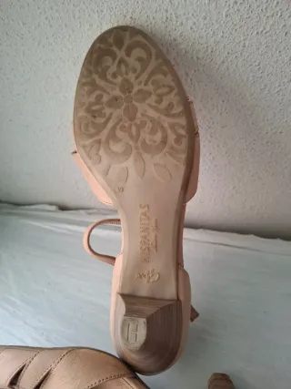 Sandalias Hispanitas tacón beige