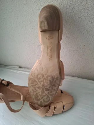 Sandalias Hispanitas tacón beige