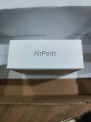 Airpods 4 Nuevos y Precintados