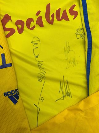Lote 5 Camisetas CF Cádiz Firmadas