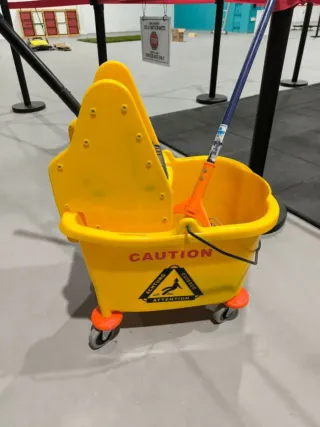 Cubo Fregona Industrial Amarillo