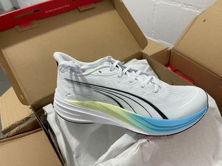 Zapatillas Puma Blancas y Azules unisex