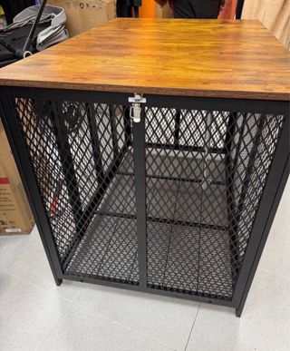 Jaula perro metálica con tapa madera.