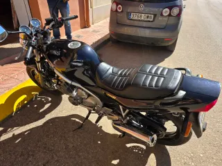 Yamaha XJ600 Naked 2001 Negra