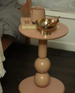 Tavolo da design beige e bianco