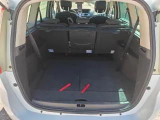 Renault Grand Scenic 2010
