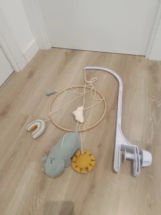 Móvil cuna bebé con peluches