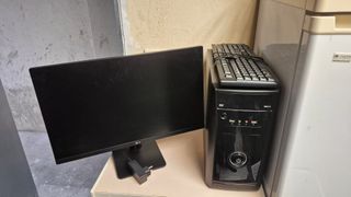 Ordenador Sobremesa Negro con DVD