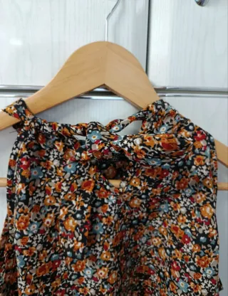 Camisa floral sin estrenar