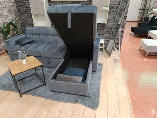 Sofá cama gris con arcón