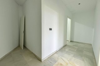 Oficina en venta en Parque Alcosa - Jardines del Edén en Sevilla