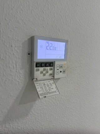 Oficina en venta en Parque Alcosa - Jardines del Edén en Sevilla