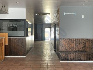 Local comercial en venta en Palacios y Villafranca (Los)