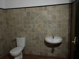Local comercial en venta en Palacios y Villafranca (Los)