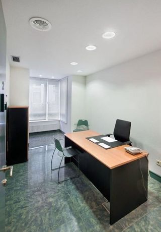 Oficina en venta en Ensanche en Pamplona